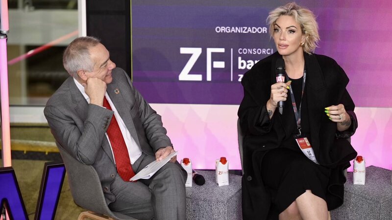 Sala de conferencias internacional prestigiosa